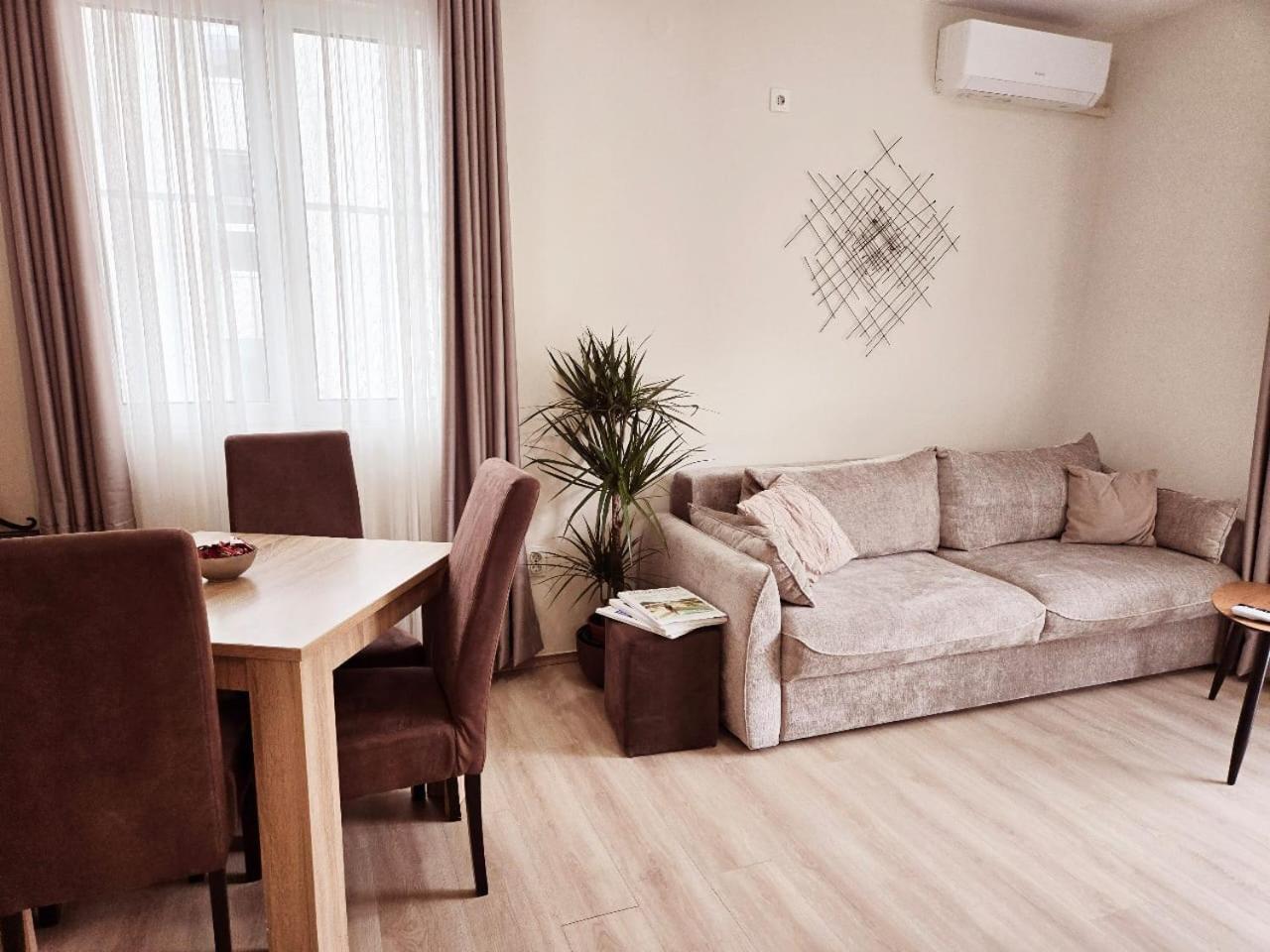 Apartments Nikcevic Будва Екстериор снимка